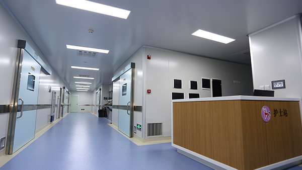 护士站及内走廊